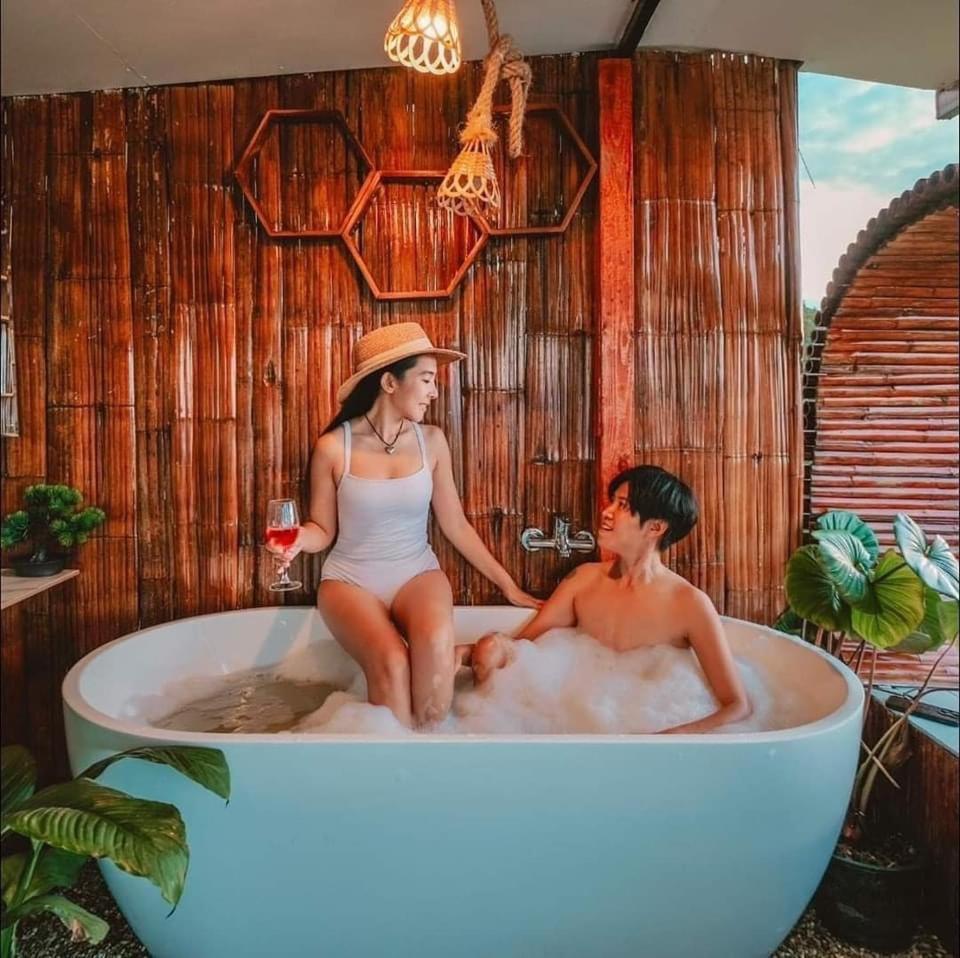 ไร่ดอยช้าง ม่อนเเจ่ม Hotell Mon Jam Exteriör bild
