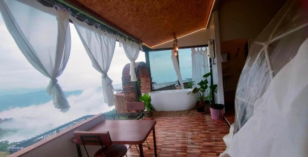 ไร่ดอยช้าง ม่อนเเจ่ม Hotell Mon Jam Exteriör bild